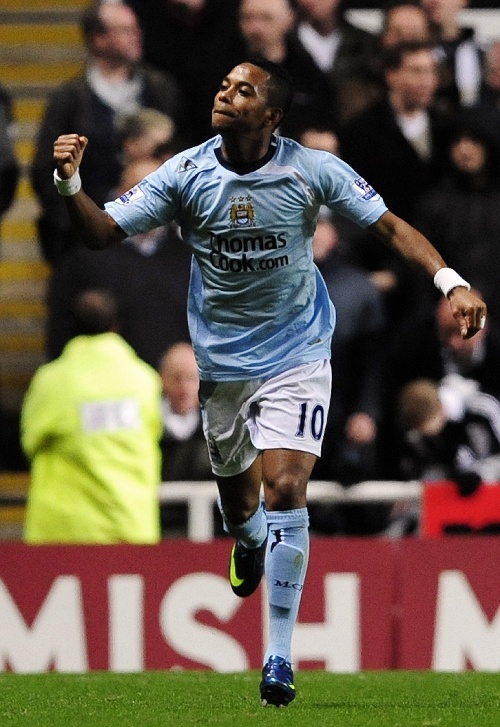 湖人消息：东契奇迎荣耀里程碑，老詹展现恐怖人气，悍将发奋苦练